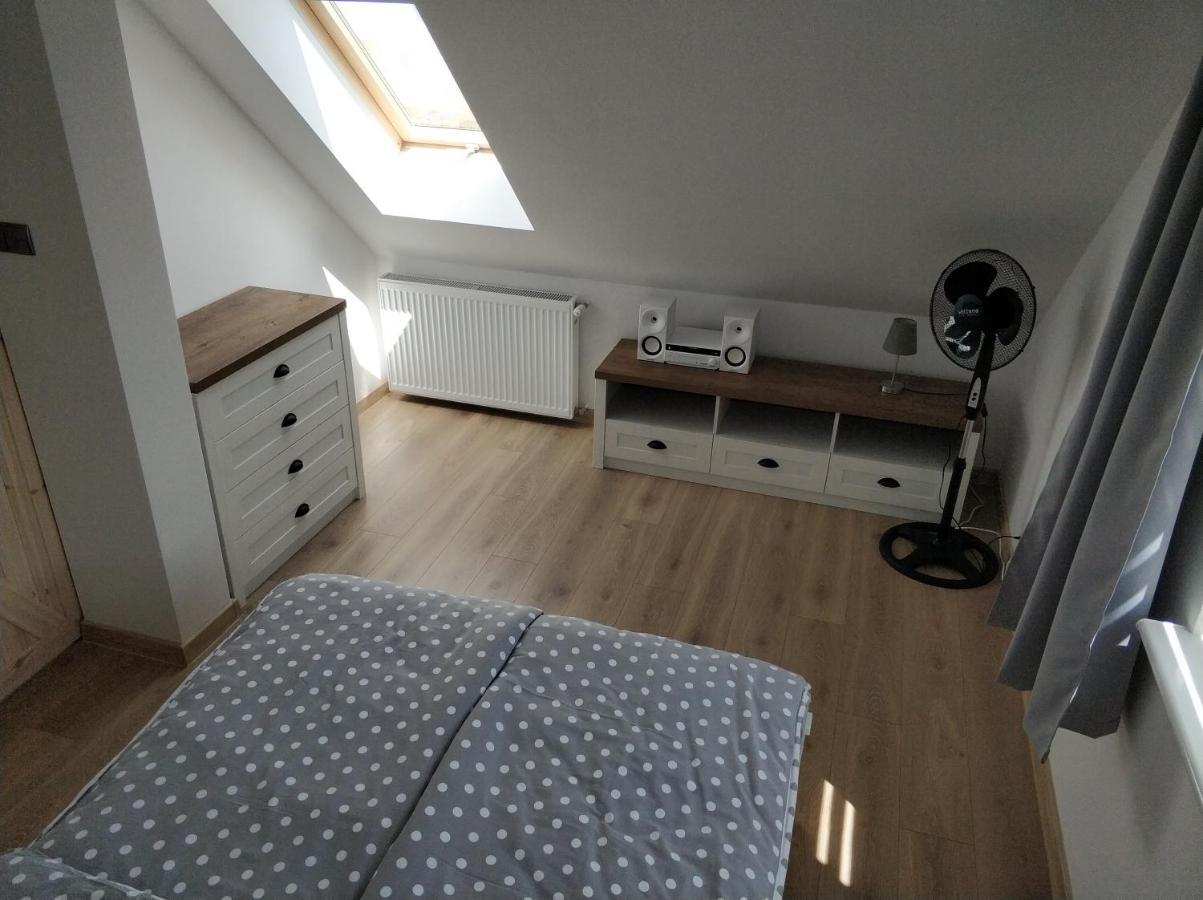 Apartamenty Gosciniec Re-Max Mrzeżyno Esterno foto