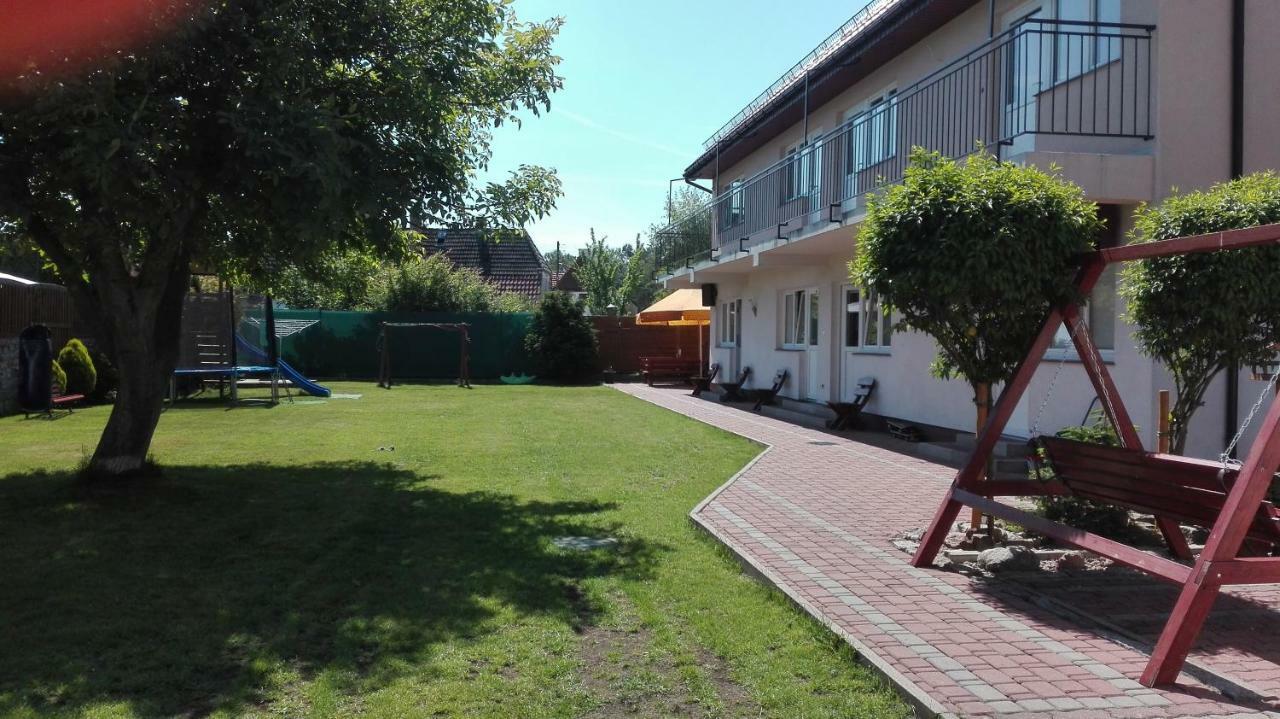 Apartamenty Gosciniec Re-Max Mrzeżyno Esterno foto