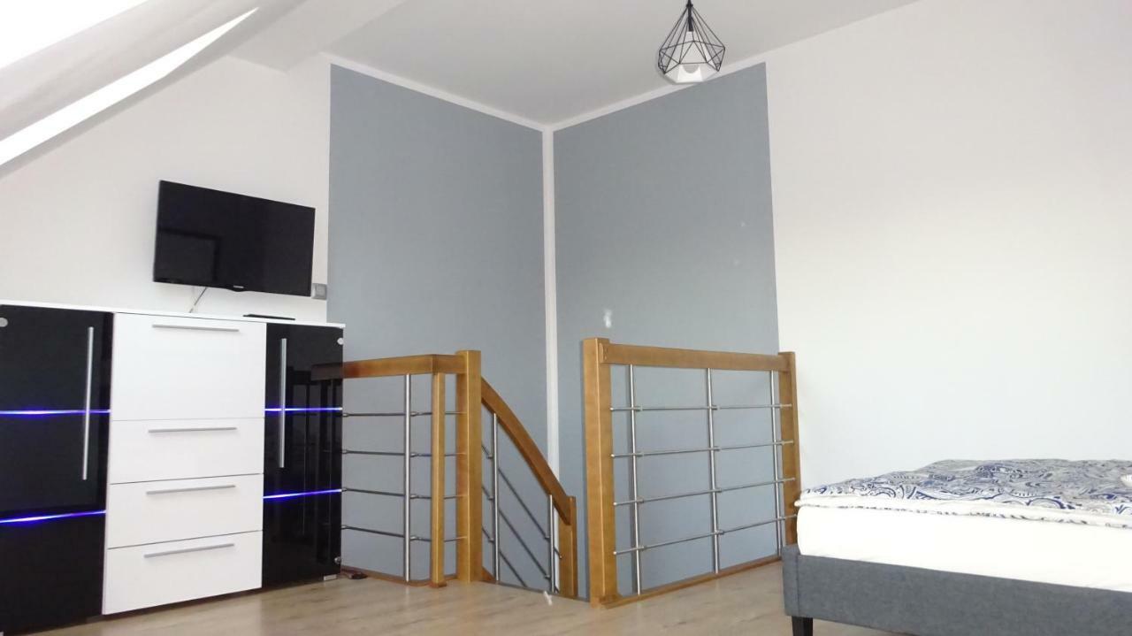 Apartamenty Gosciniec Re-Max Mrzeżyno Esterno foto